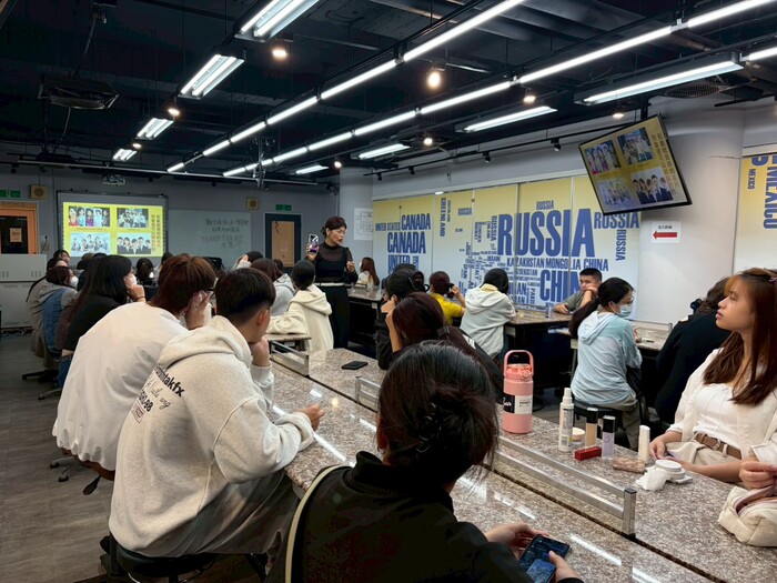 高教深耕計畫七、觀光服務人員形象管理與基礎彩妝實務講座圖片