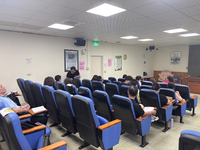高等深耕計畫一、:教職員成長工作坊：不只會做事，更要會帶人：從杜拉克談績效與領導圖片