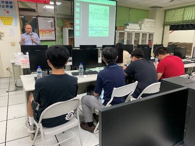 高等深耕計畫一、:人工智慧與能源創新的契機成長社群[利用大數據管理系統分析電力品質]圖片