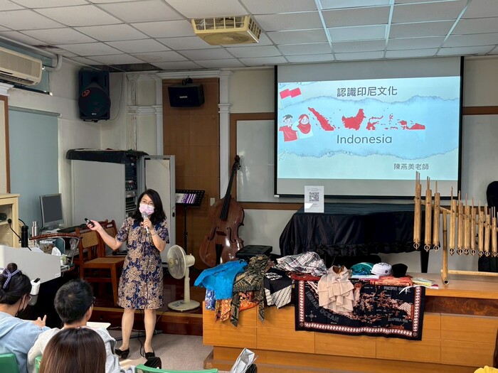 高等深耕計畫一、多元學習場域：認識印尼文化及體驗印尼昂格隆(竹琴)圖片