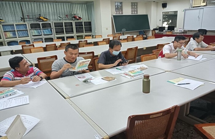 高等深耕計畫一、電子系教學科技與創新教學成長社群 【半導體經驗分享】圖片