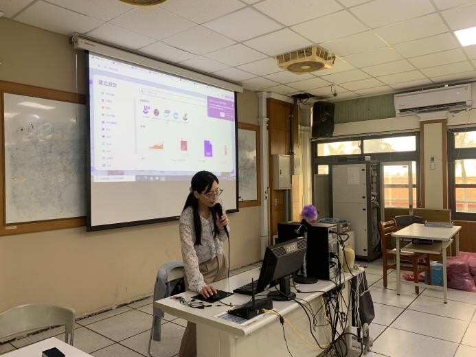 高等深耕計畫一、:生成式AI輔助教學設計成長社群[Canva 數位教學實戰基礎篇:高效備課術--教學視覺與簡報優化]圖片