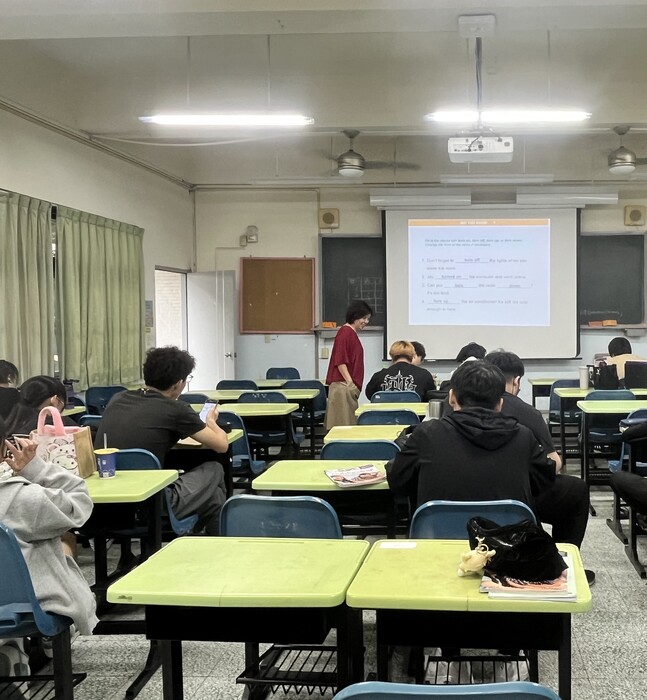 高等深耕計畫一、114學年度第2學期英文課後輔導課圖片